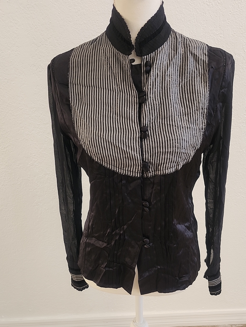 Vtg Elegant Black Button-Down Top with Striped Bib Collar